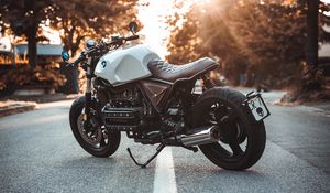 Preview wallpaper bmw k100, motorcycle, bike, side view