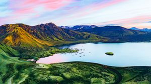 Preview wallpaper crater, lake, mountains, iceland