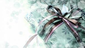 Preview wallpaper gift, ribbon, bow, box, crane, origami, paper, bokeh, vintage