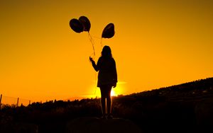 Preview wallpaper girl, balloons, silhouettes, sunset