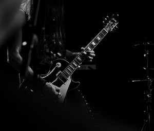 Preview wallpaper guitar, guitarist, bw, musician