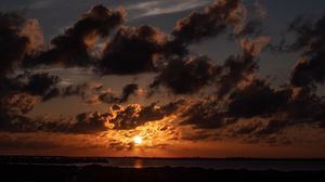 Preview wallpaper horizon, sunset, clouds, twilight, san pedro, belize