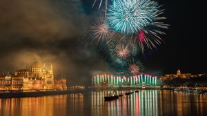 Preview wallpaper salute, night city, celebration, budapest, hungary, night