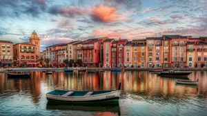 Preview wallpaper venice, river, pier, building, sky