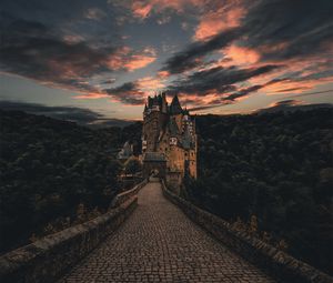 Preview wallpaper wierschem, germany, castle, trail, evening, sky